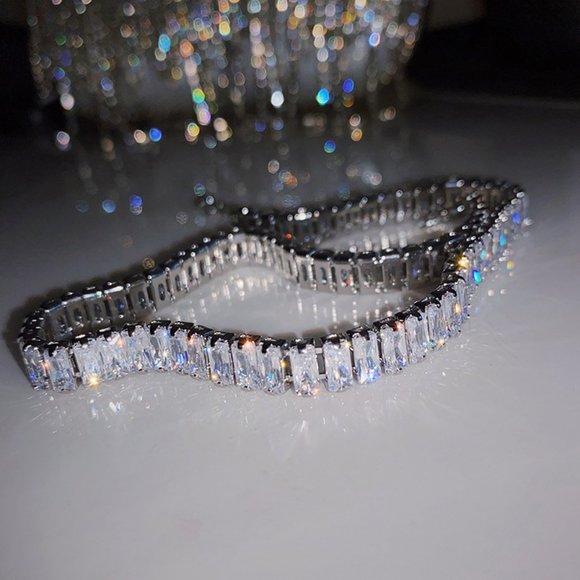 NEW 18K White Gold Baguette Square Diamond Necklace - Picture 9 of 9